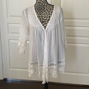 CABI tunic top